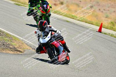 media/Apr-13-2025-TrackXperience (Sun) [[fb1ef998a6]]/Level 2 (Intermediate)/Turns 4 and 6 (Session 4)/